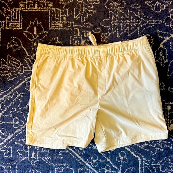 Apt. 9 Premier Flex Shorts - Picture 1 of 2
